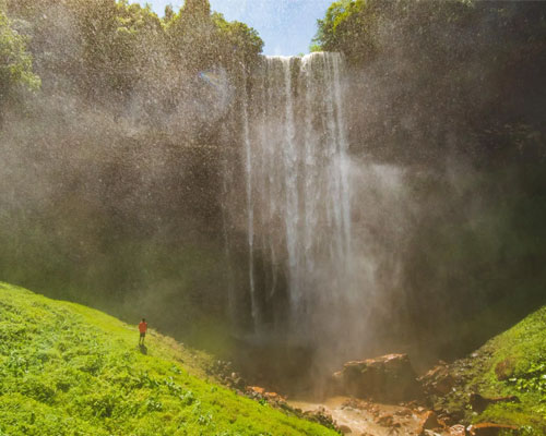 Scenic countryside road to Attapeu