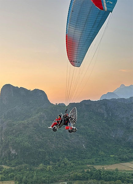 Flying in Vang Vieng